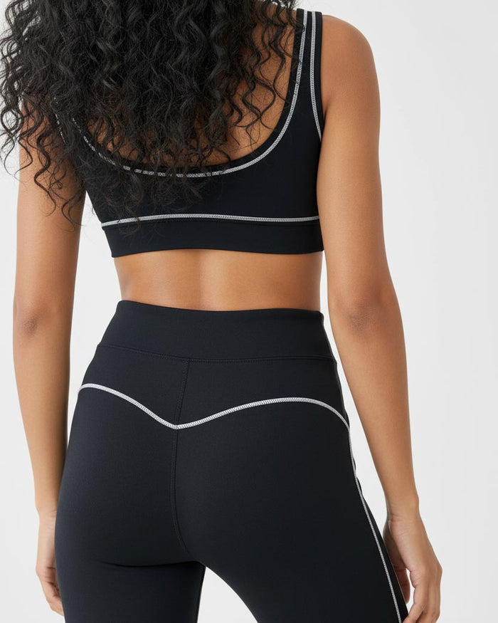 Umbra Trace Contrast Sports Bra