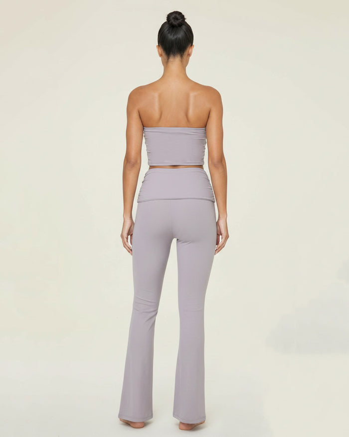 Umbra Twistline Flared Leggings