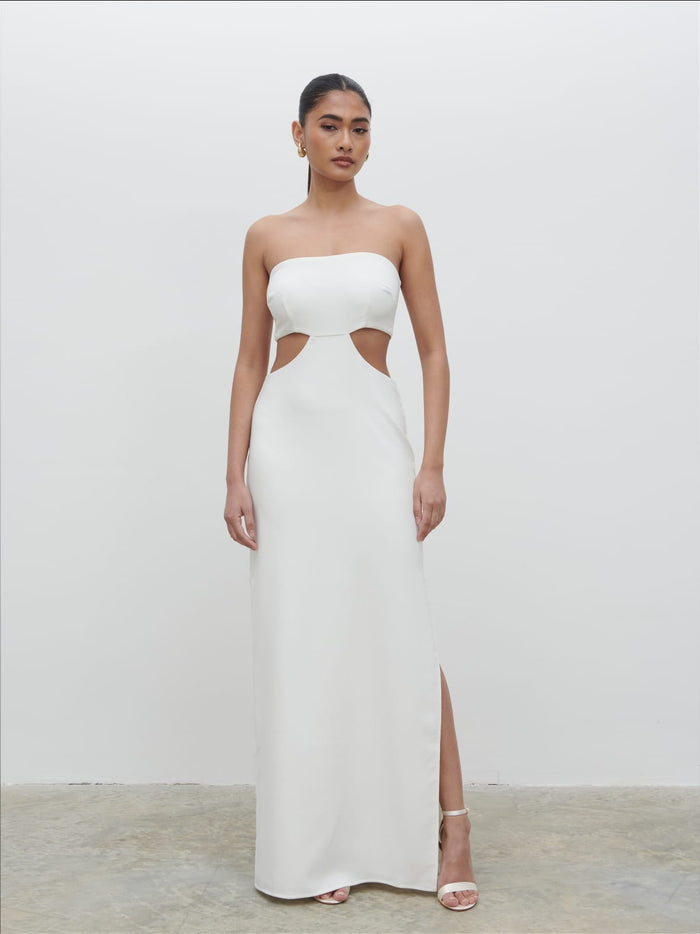 Candy Is 5'6" & Wears Size UK 8|Verde Bandeau Cut Out Maxi Dress - Ivory