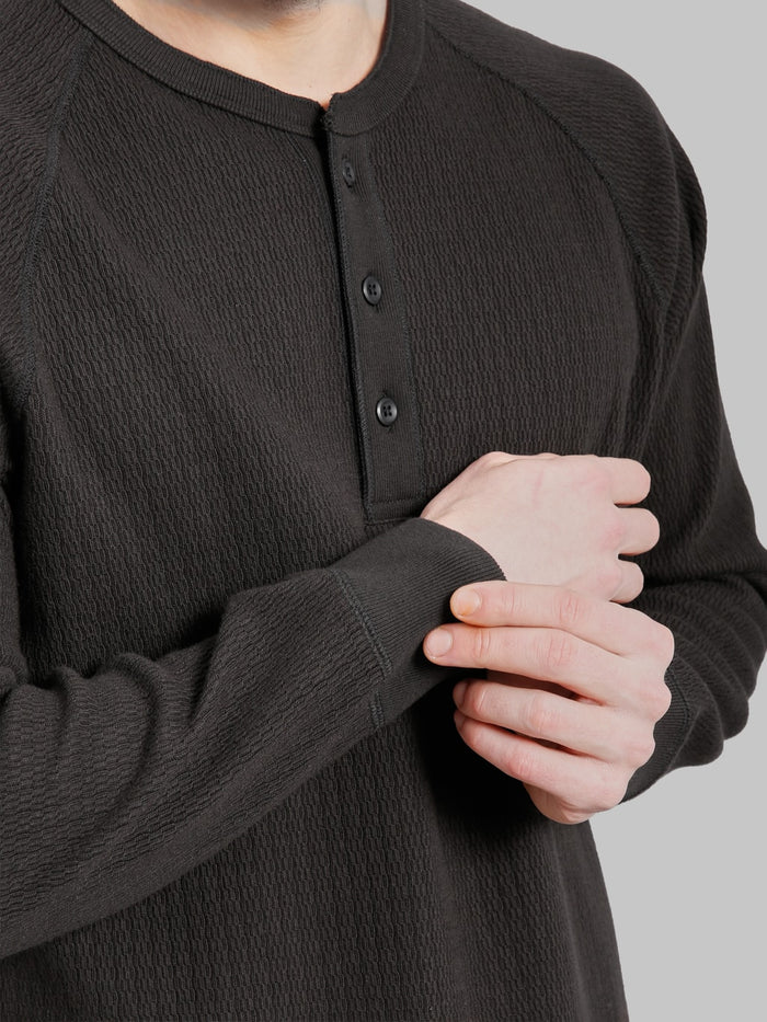 Wonder Looper Cashmere Blend Honeycomb Henley Sumi Black sleeves