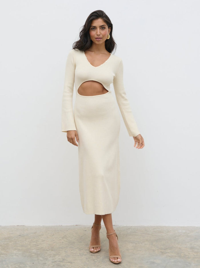 Lygia Is 5'9" & Wears Size UK S|Zahra Cut Out Knit Midaxi Dress - Cream