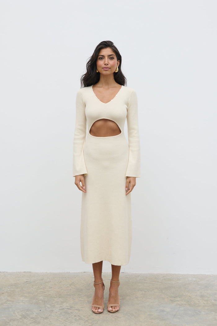 Lygia Is 5'9" & Wears Size UK S|Zahra Cut Out Knit Midaxi Dress - Cream