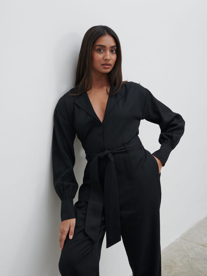 Sachi Is 5’7” & Wears Size UK 8|Zara Belted Jumpsuit - Black