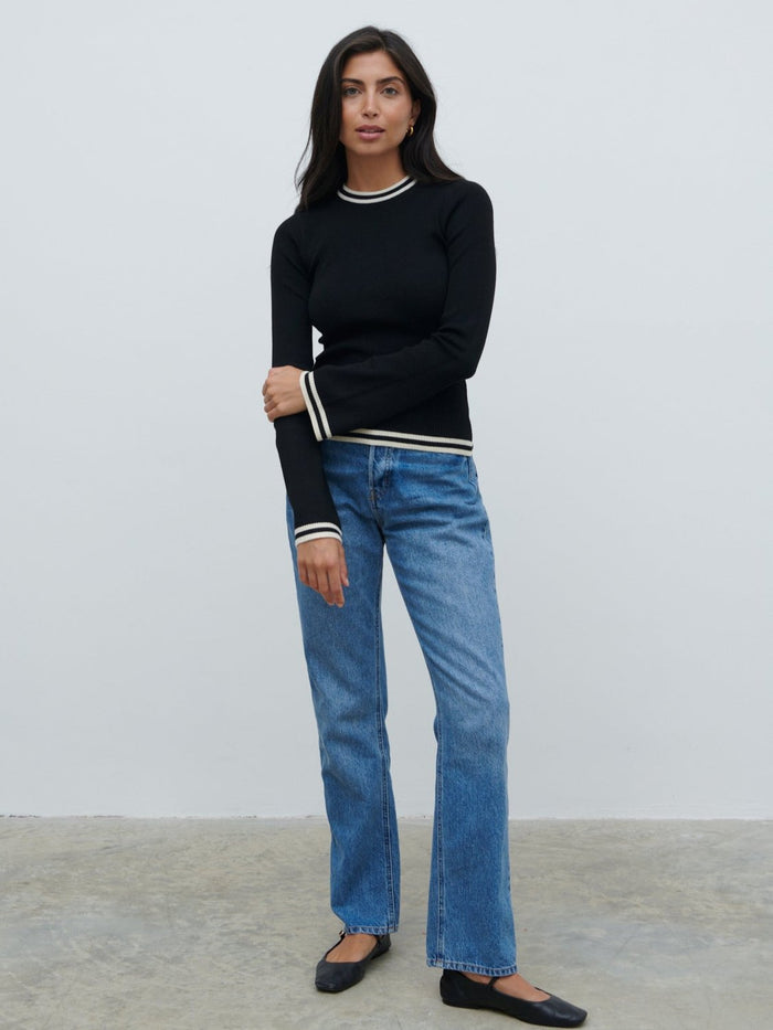 Lygia Is 5'9" & Wears Size UK S|Zella Contrast Knit Top - Black and Cream