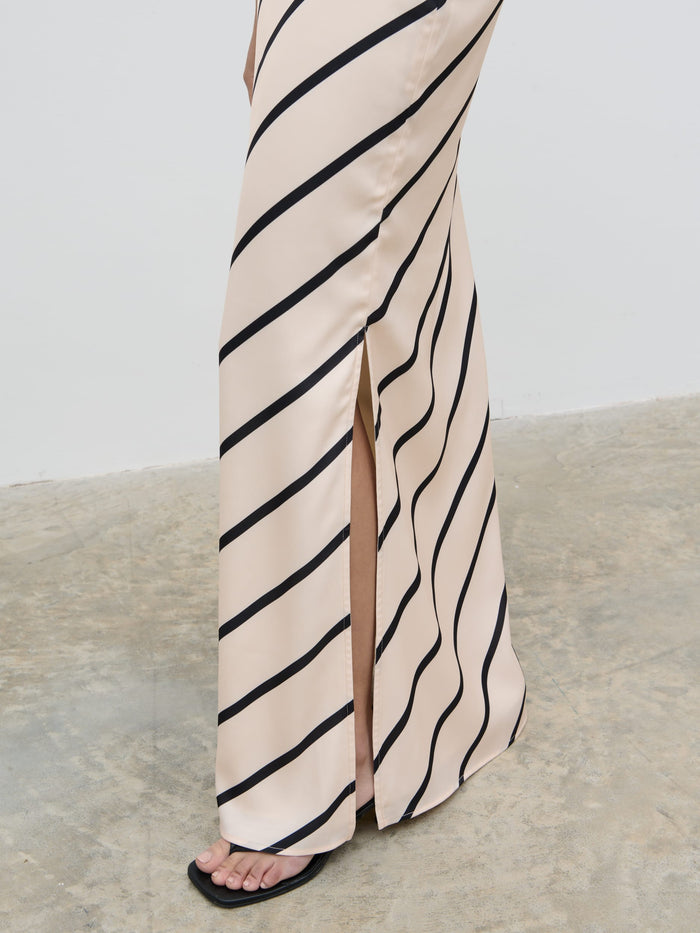 Candy Is 5'6" & Wears Size UK 8|Zuri Maxi Skirt - Asymmetric Stripe