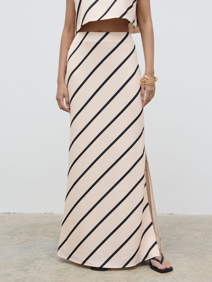 Candy Is 5'6" & Wears Size UK 8|Zuri Maxi Skirt - Asymmetric Stripe