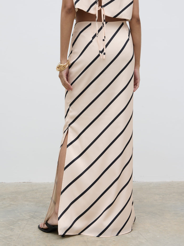 Candy Is 5'6" & Wears Size UK 8|Zuri Maxi Skirt - Asymmetric Stripe