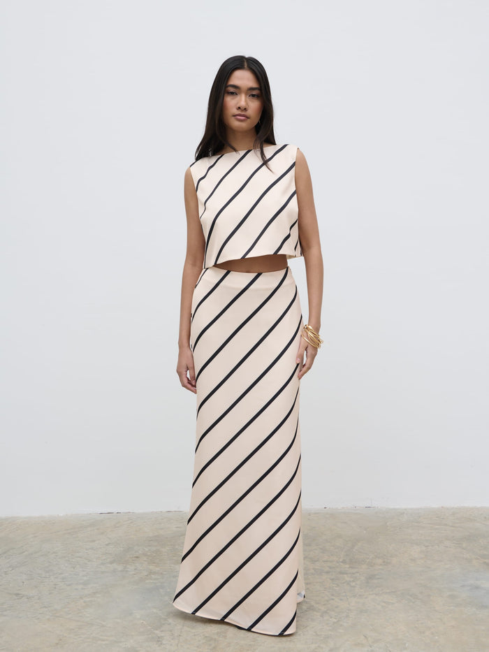 Candy Is 5'6" & Wears Size UK 8|Zuri Tied Striped Top - Asymmetric Stripe